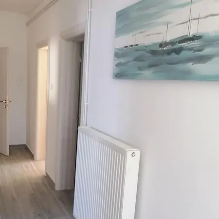 Ivica - Three Bedroom With Terrace Trogir